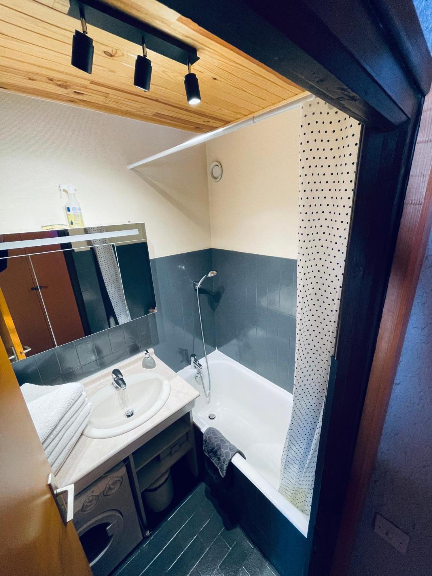 Appartement Plein Sud Cosy 6 Personnes Tres Bien Equipe ,Vue Splendide, Terrasse, Spacieux,Bien Situe, Randonnees,Ski Saint-Sorlin-dʼArves Exteriör bild